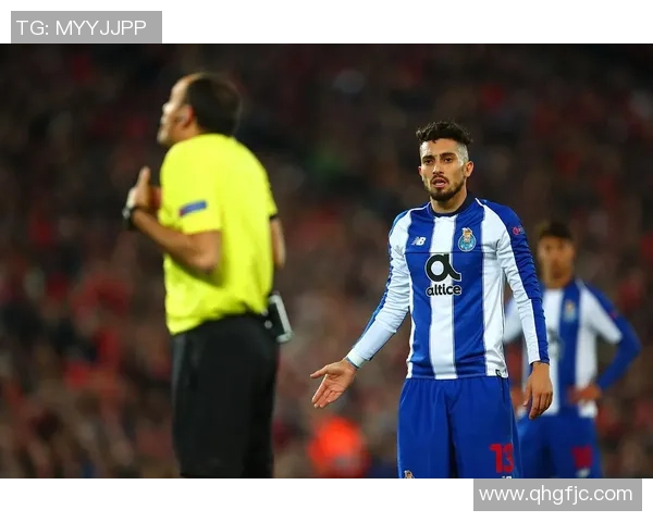 世界顶级足球球星与豪门球队的竞技较量与未来发展展望